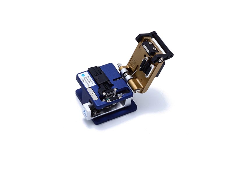 _0004_fiber_cleaver_fc_6s_3-scaled-3.jpg